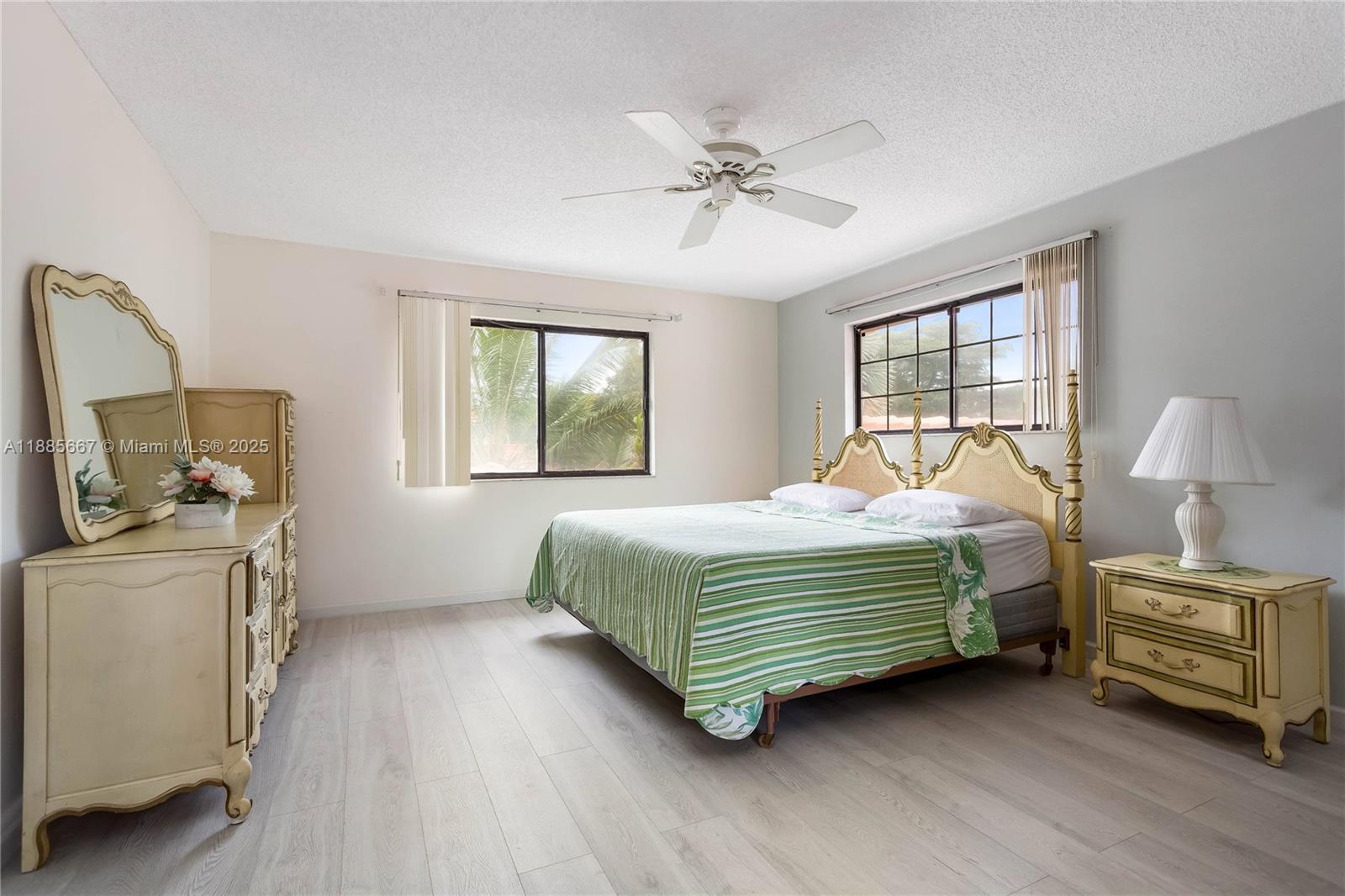 470 NW 38th Ave