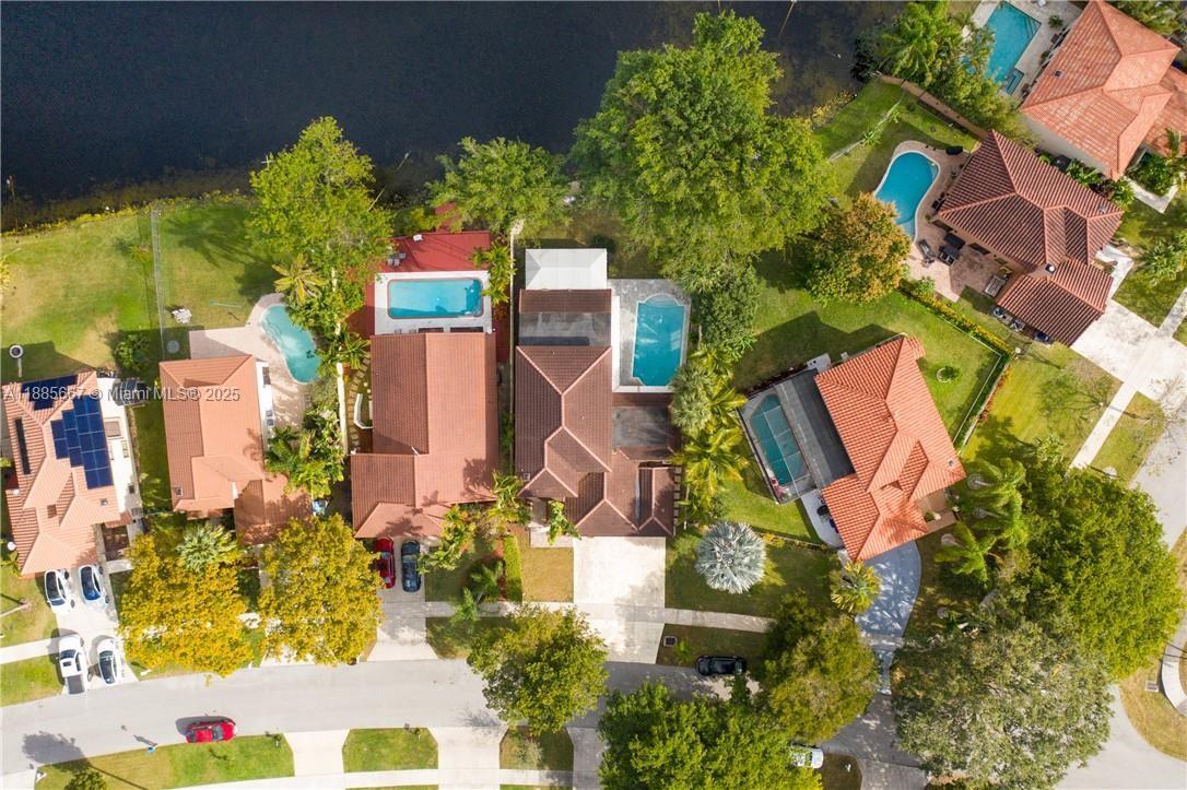 470 NW 38th Ave