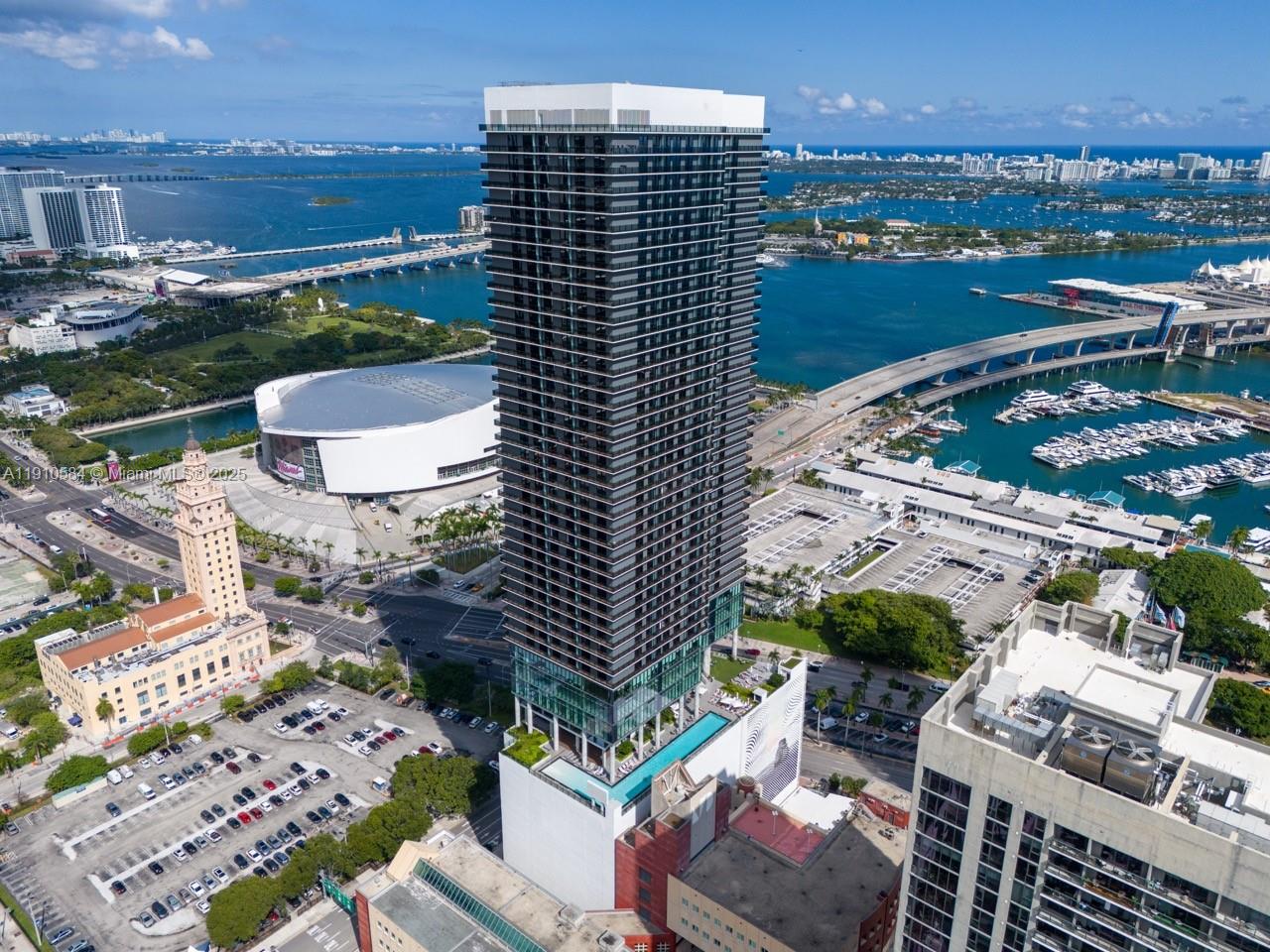 398 NE 5th St # 1811