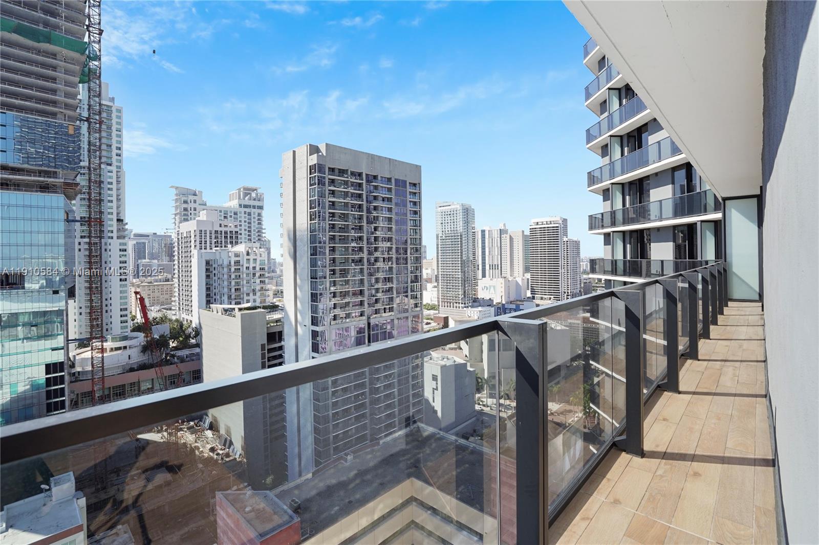 398 NE 5th St # 1811