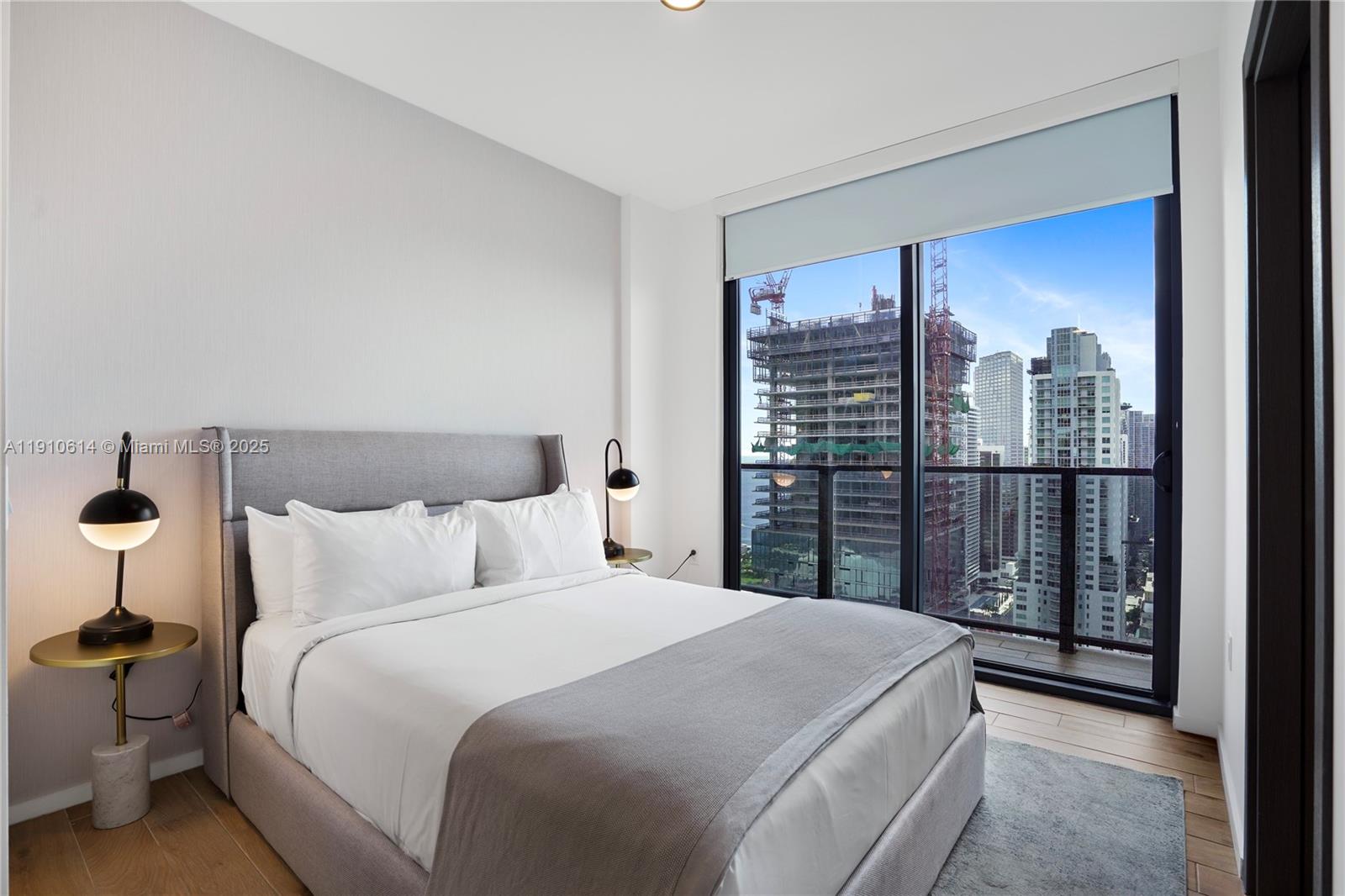 398 NE 5th St # 3618