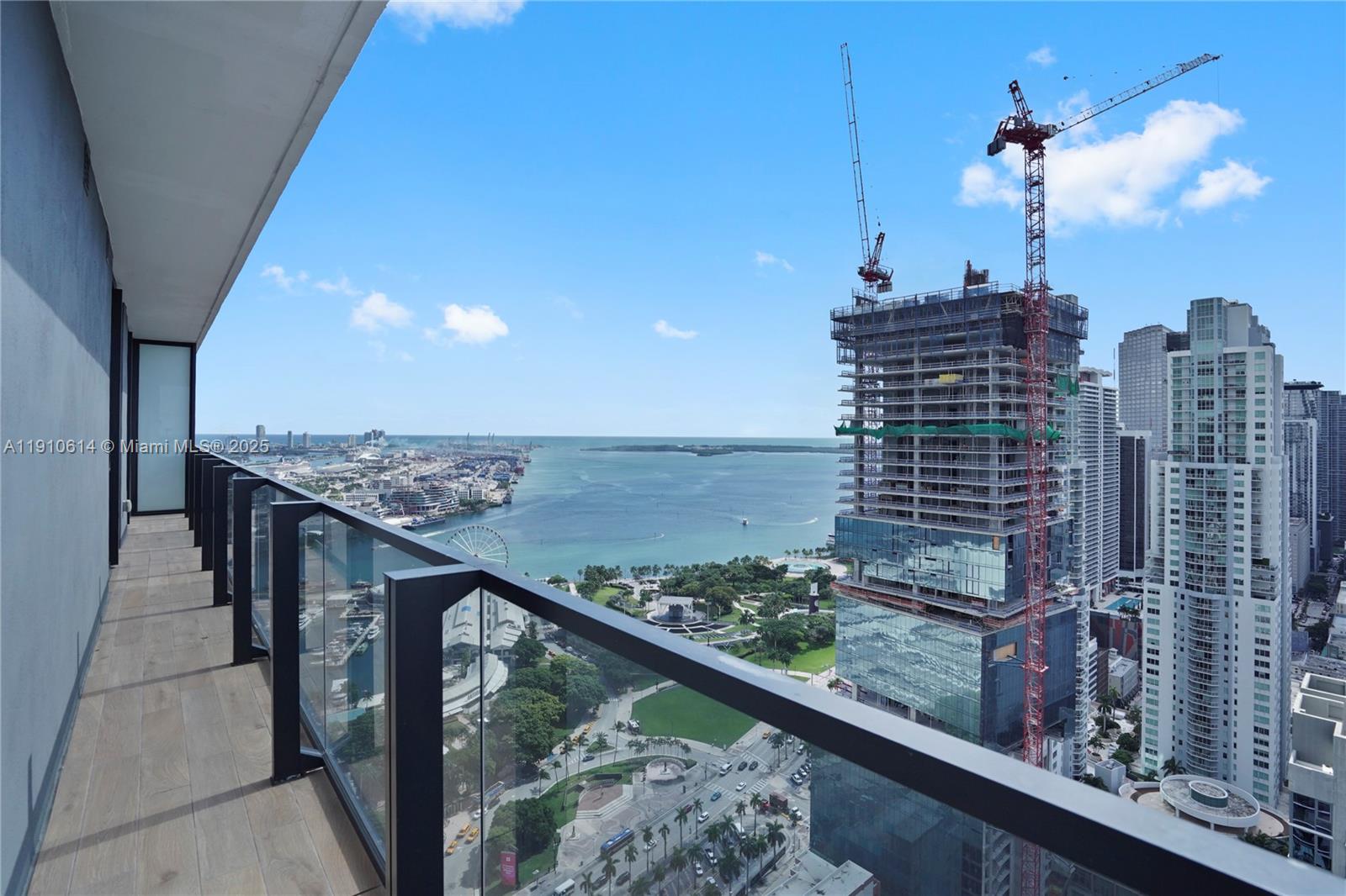 398 NE 5th St # 3618