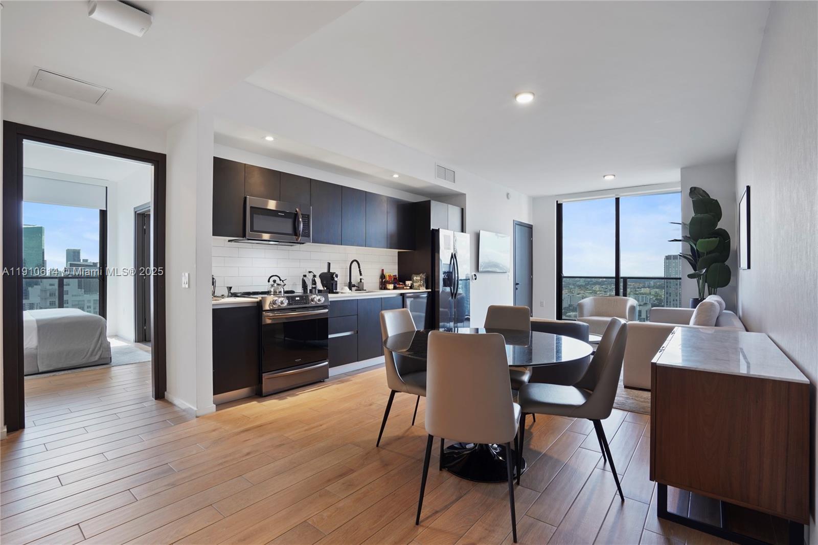 398 NE 5th St # 3618