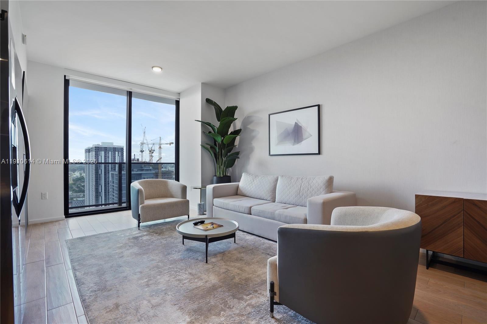 398 NE 5th St # 3618