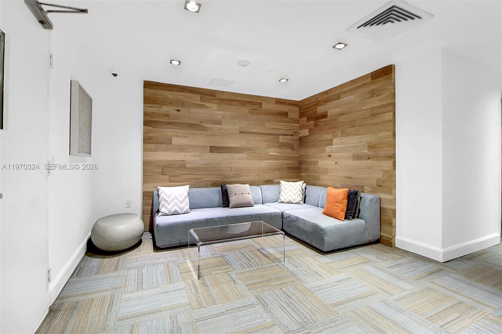 951 Brickell Ave # 505