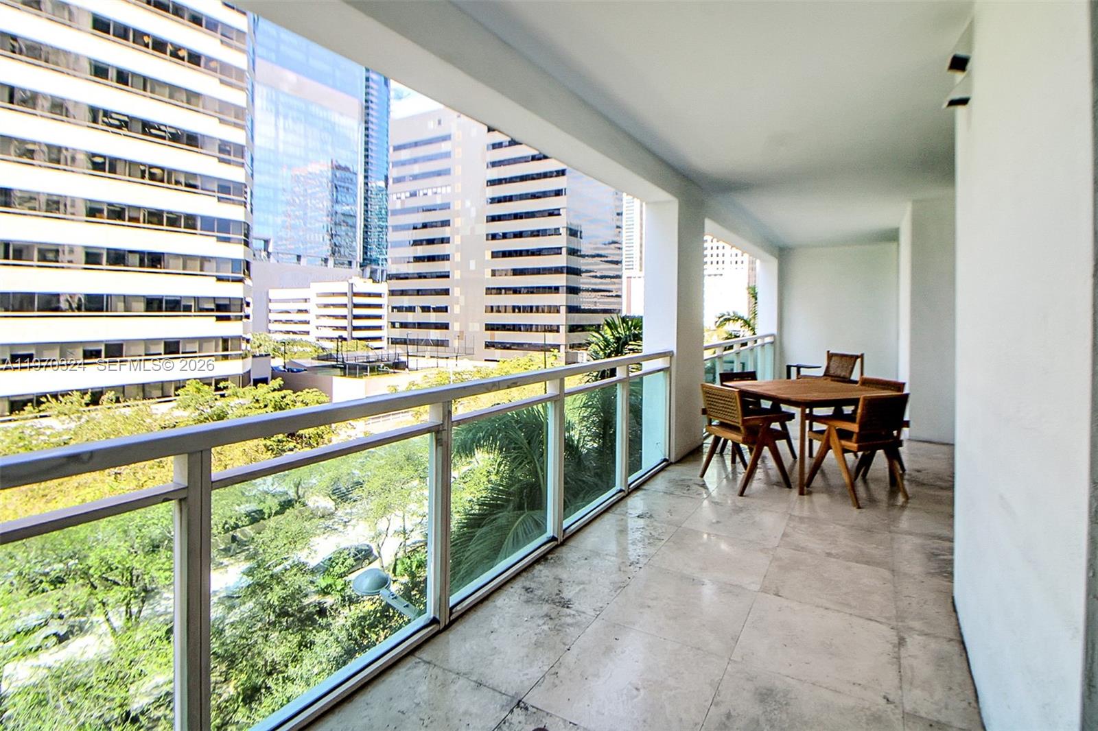951 Brickell Ave # 505