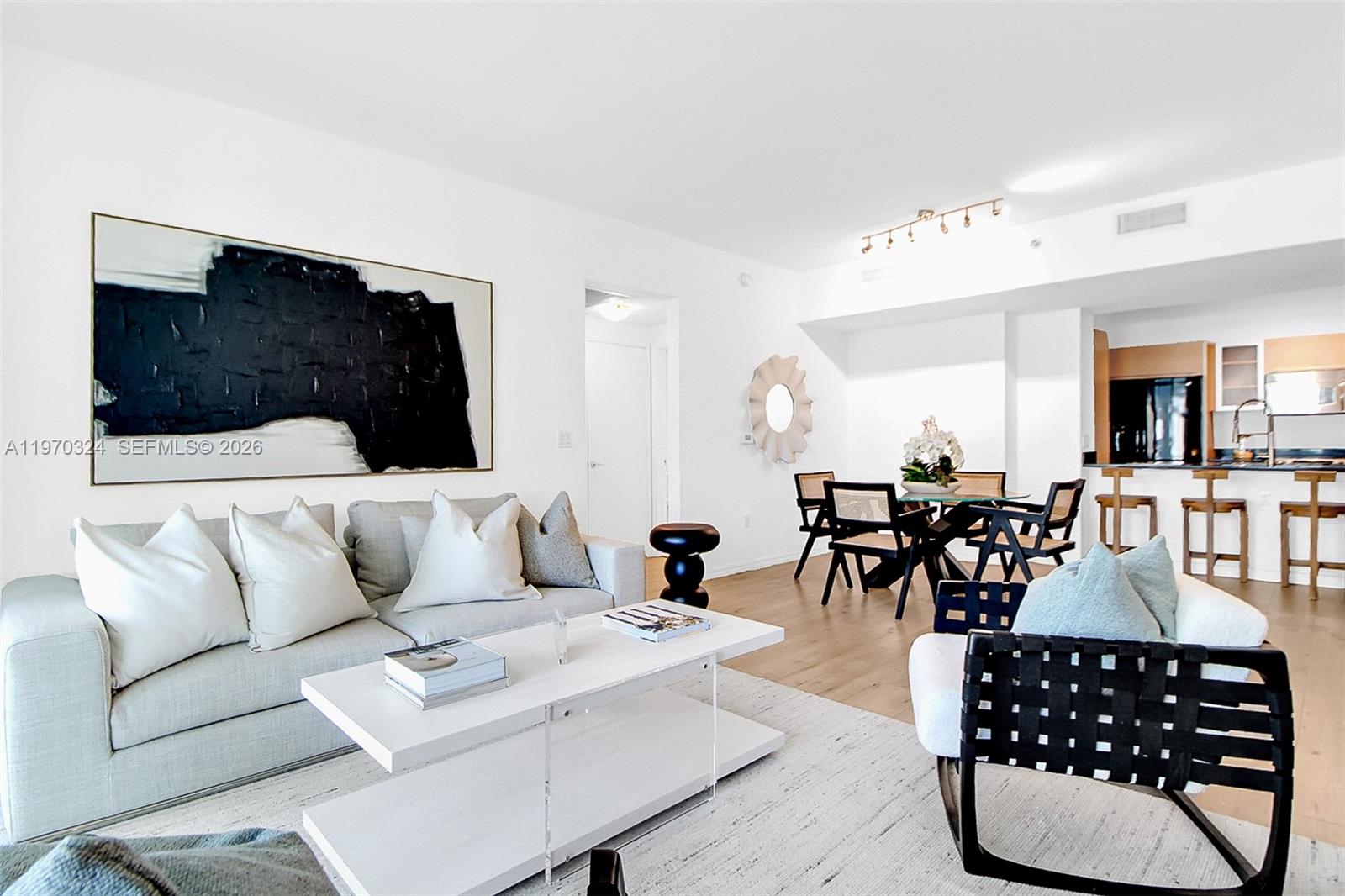 951 Brickell Ave # 505