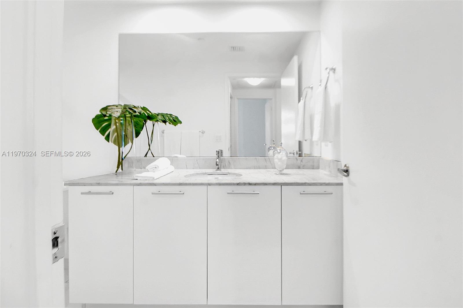 951 Brickell Ave # 505