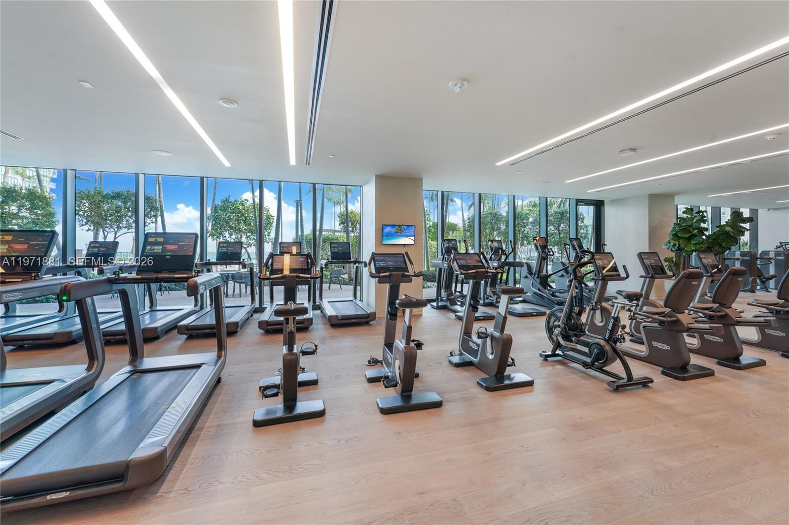 480 NE 31st St # 3407