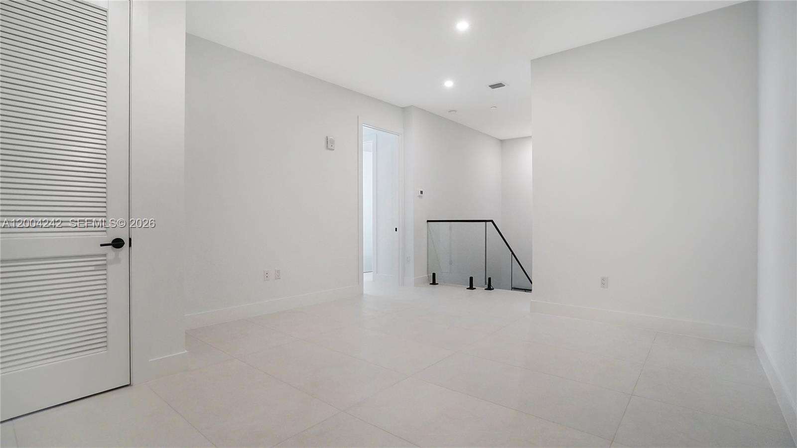 3034 Oak Ave # 2 Unit: TH-2