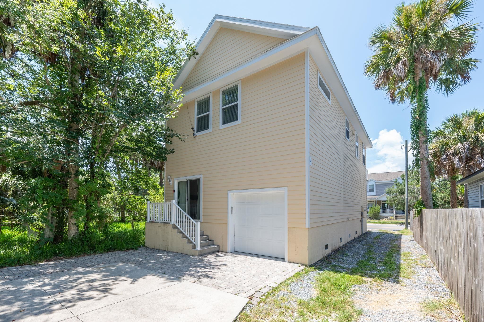 239 Riberia St