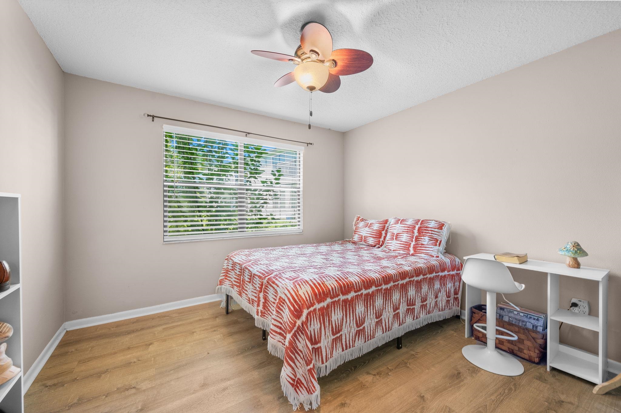 700 W Pope Rd Unit: M103