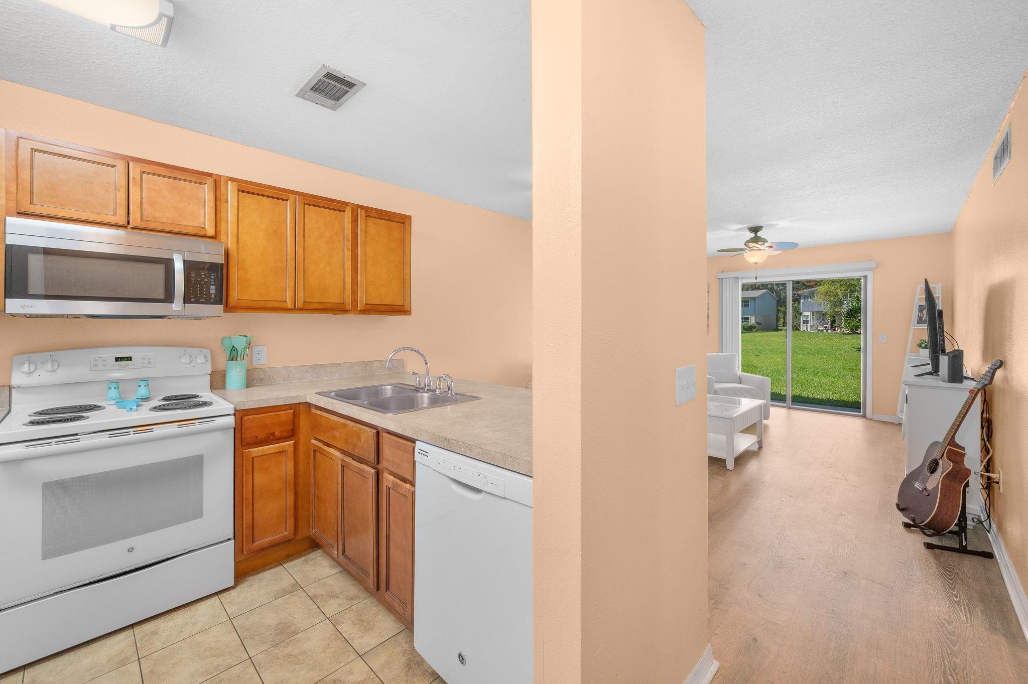 700 W Pope Rd Unit: M103
