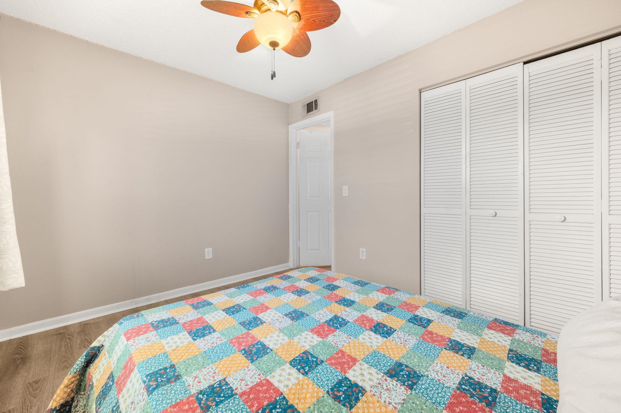 700 W Pope Rd Unit: M103