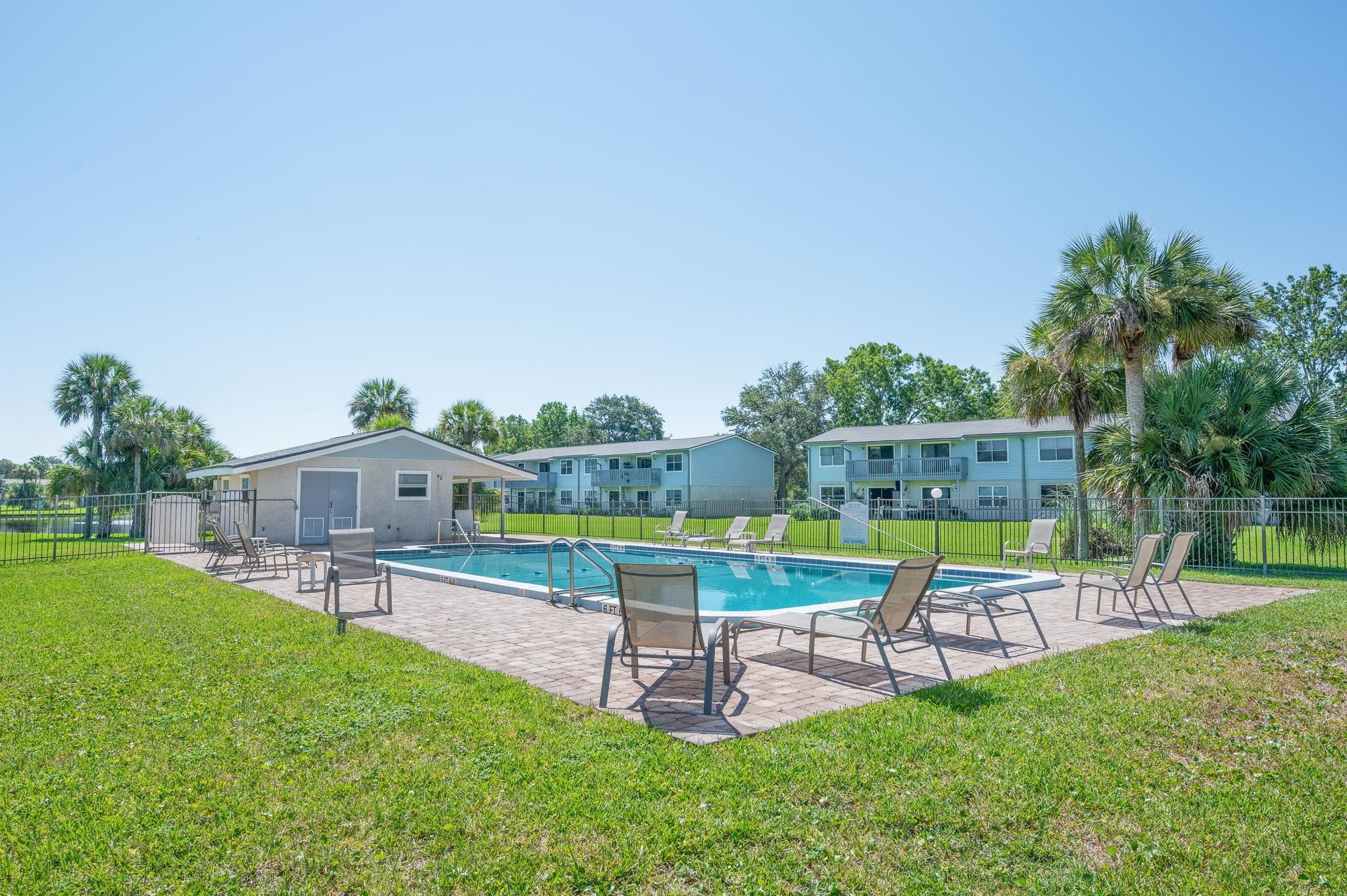 700 W Pope Rd Unit: M103