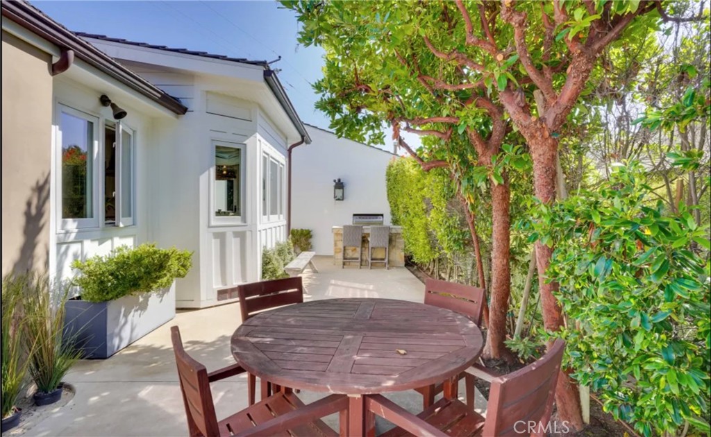 1125 Temple Terrace