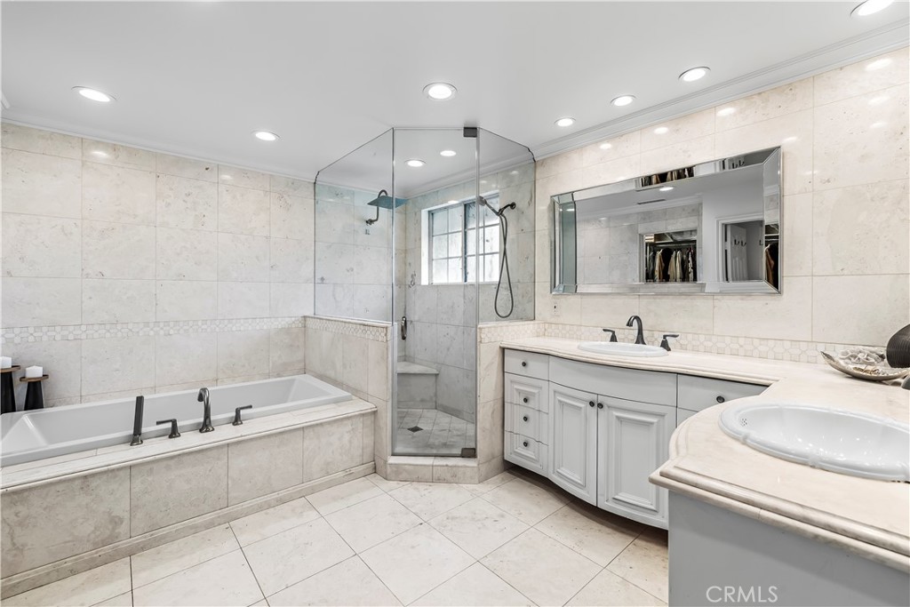 361 Newport Glen Court