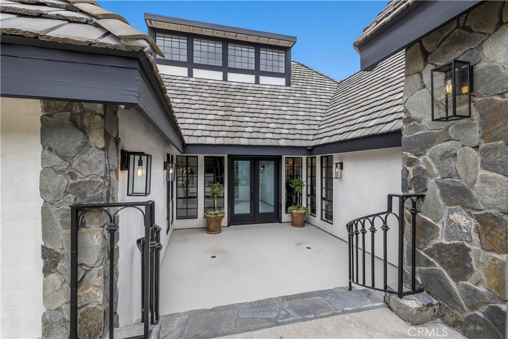 361 Newport Glen Court