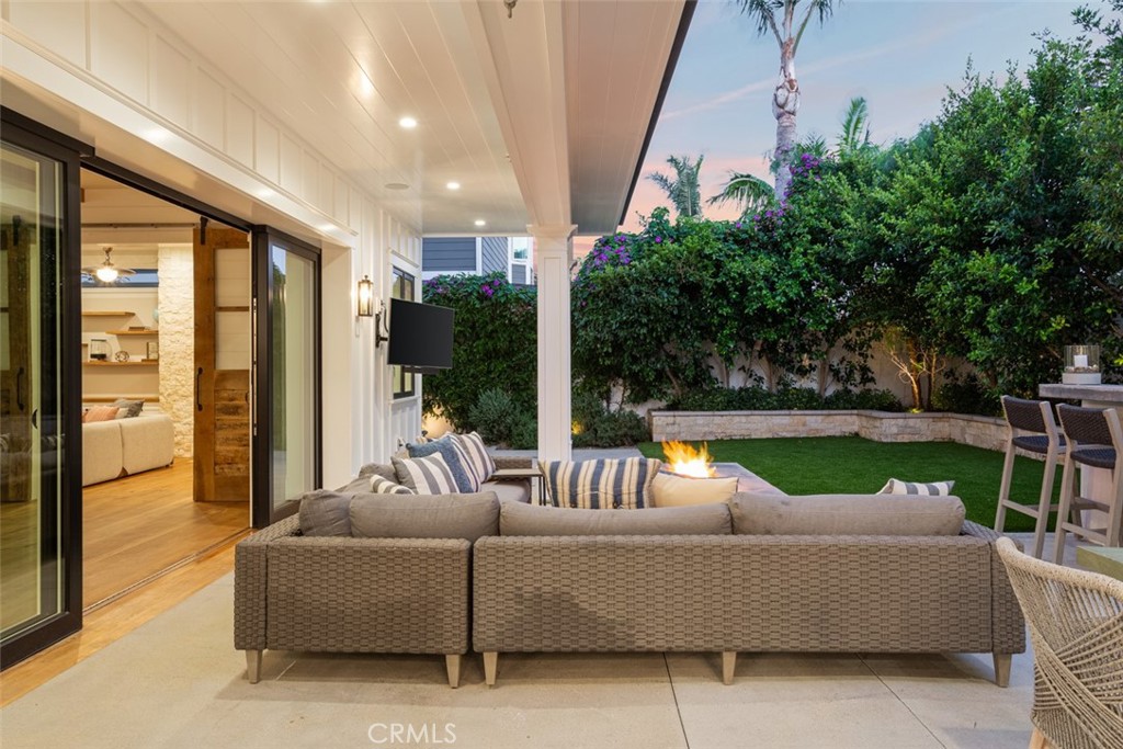 2015 Leeward Lane
