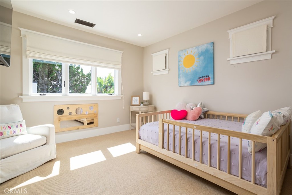 2015 Leeward Lane