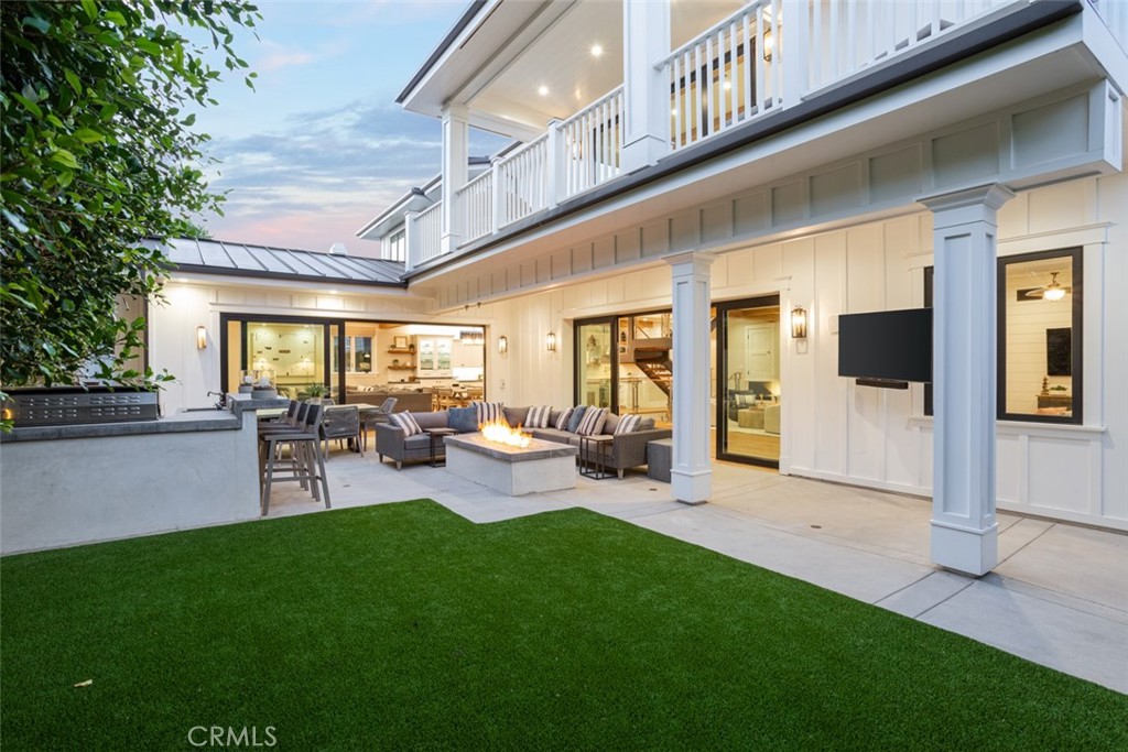 2015 Leeward Lane