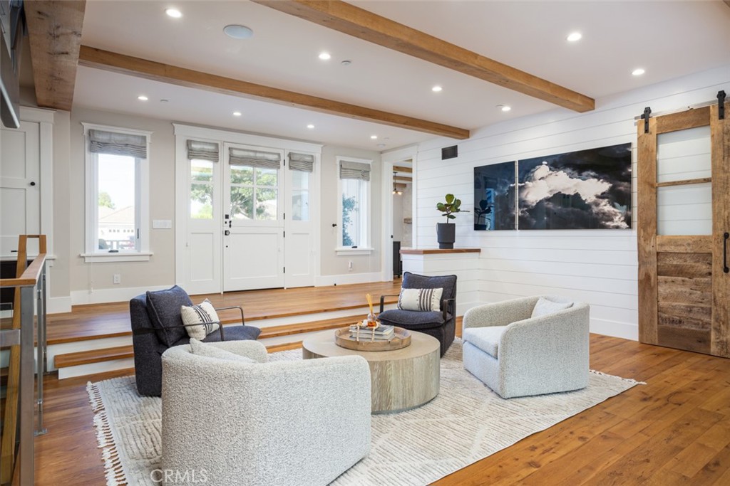 2015 Leeward Lane