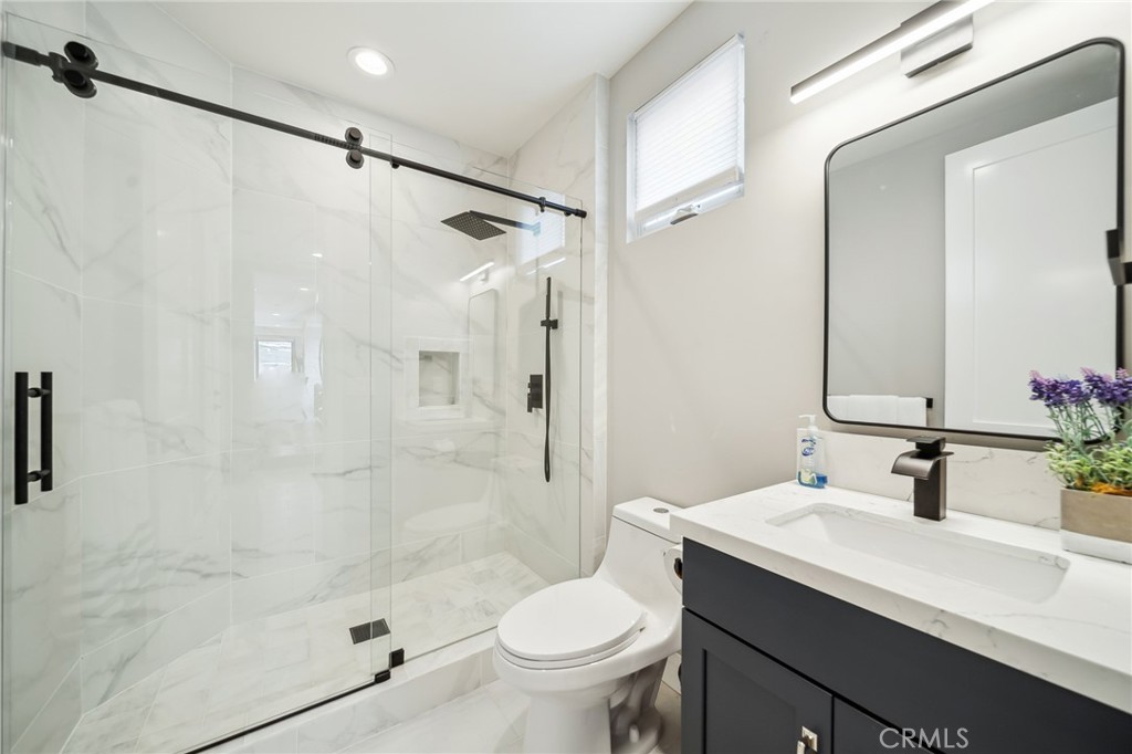 506 Clubhouse Avenue