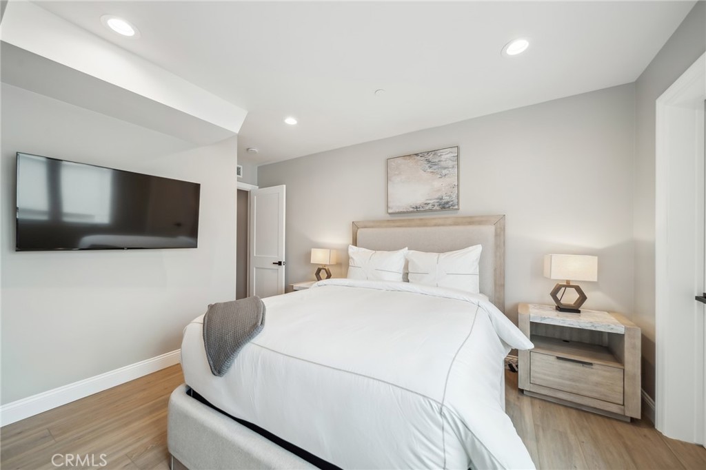 506 Clubhouse Avenue