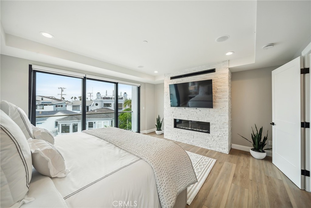 506 Clubhouse Avenue