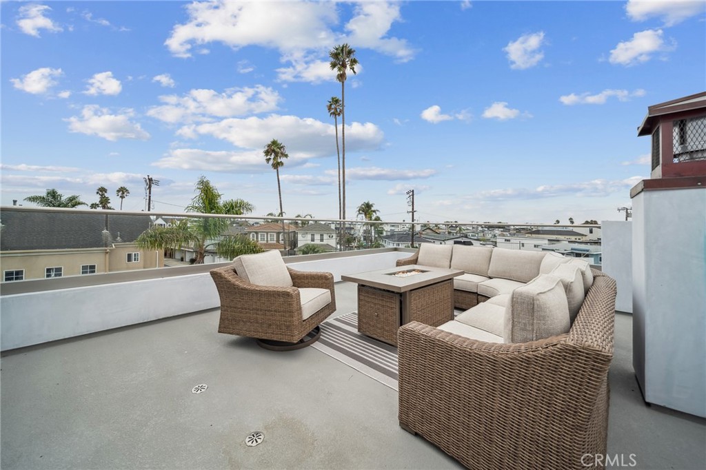 506 Clubhouse Avenue