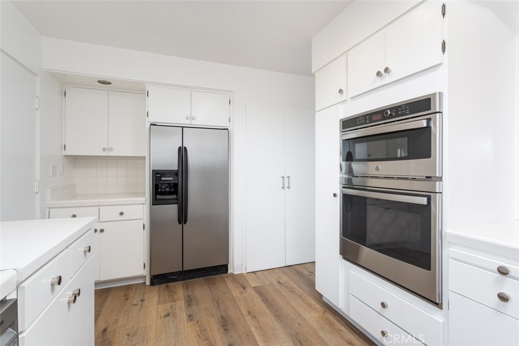 1007 White Sails Way