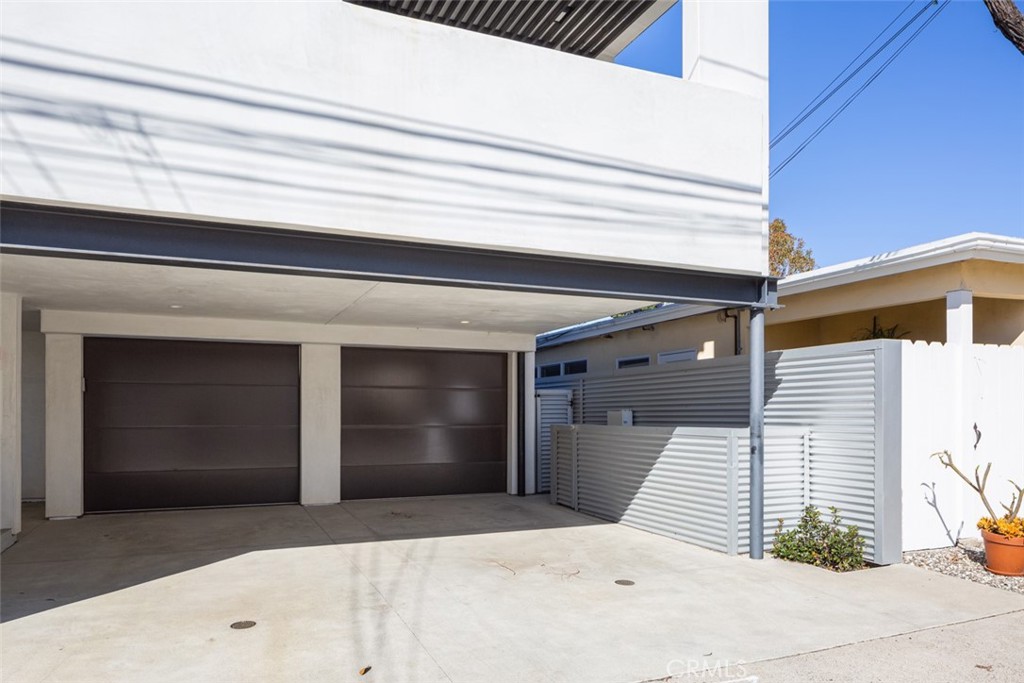 424 Larkspur Avenue