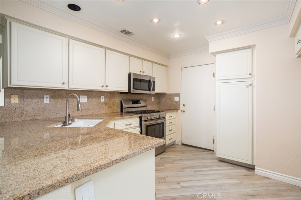 85 Santa Barbara Court