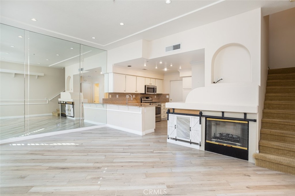 85 Santa Barbara Court