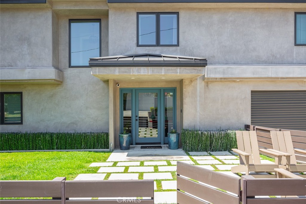345 La Jolla Drive
