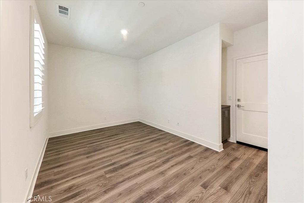 987 E Mason Lane 129