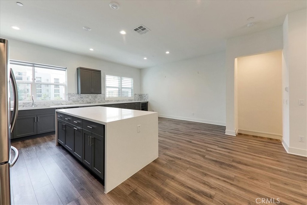 987 E Mason Lane 129