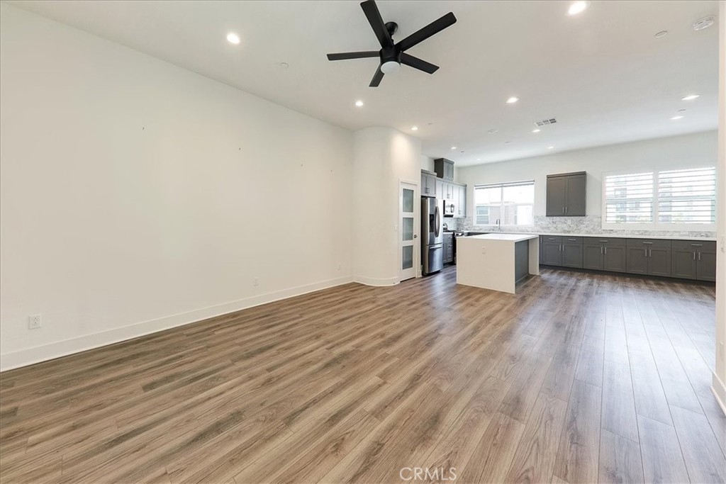 987 E Mason Lane 129