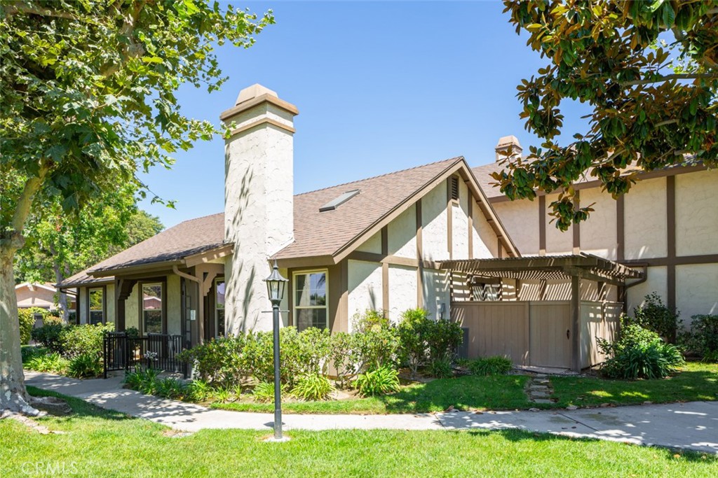 444 S Tustin Street G1