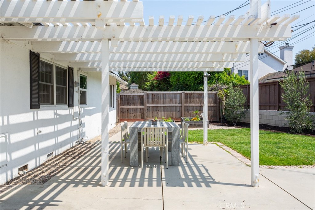 339 Peach Tree Lane