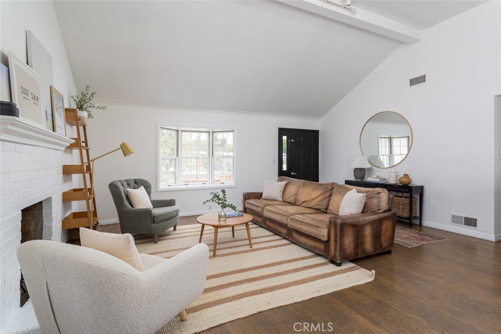339 Peach Tree Lane
