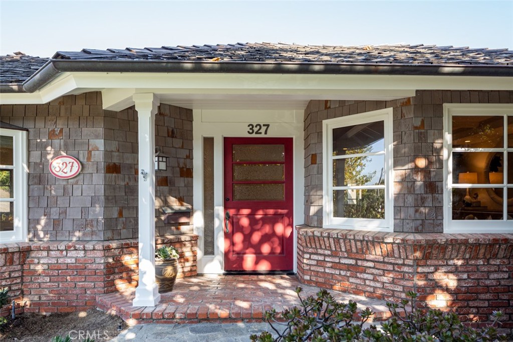 327 Driftwood Road