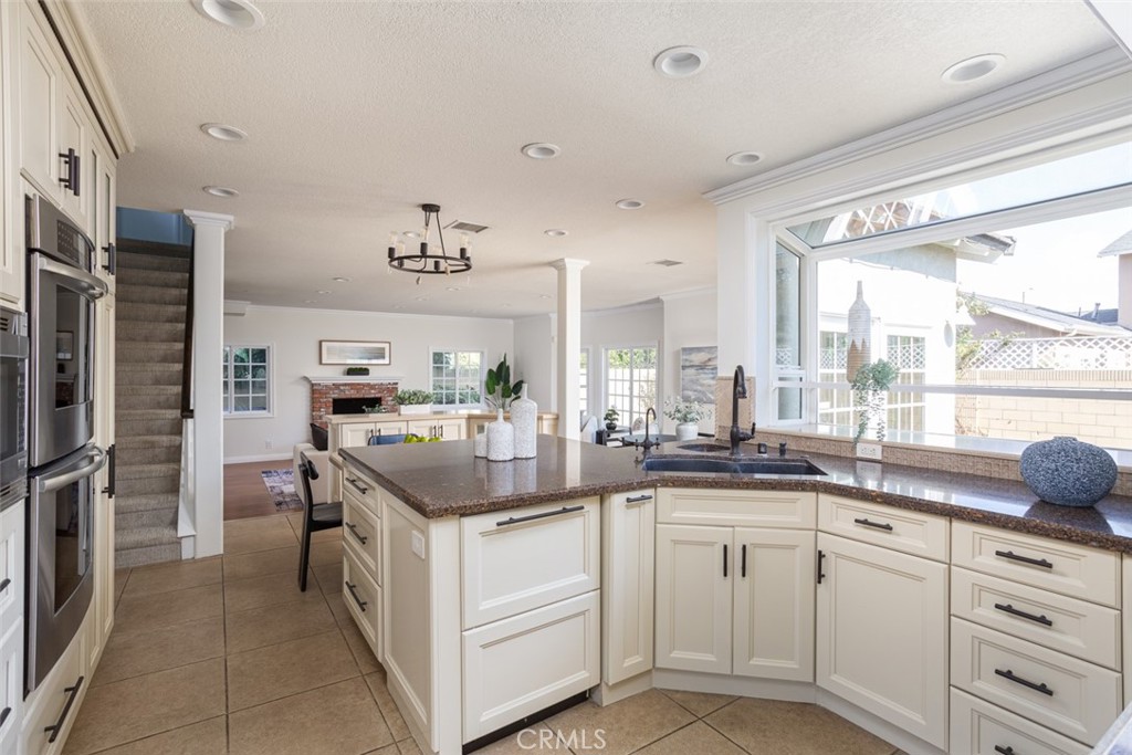 17372 Forbes Lane