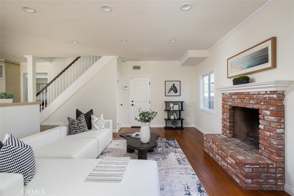 17372 Forbes Lane