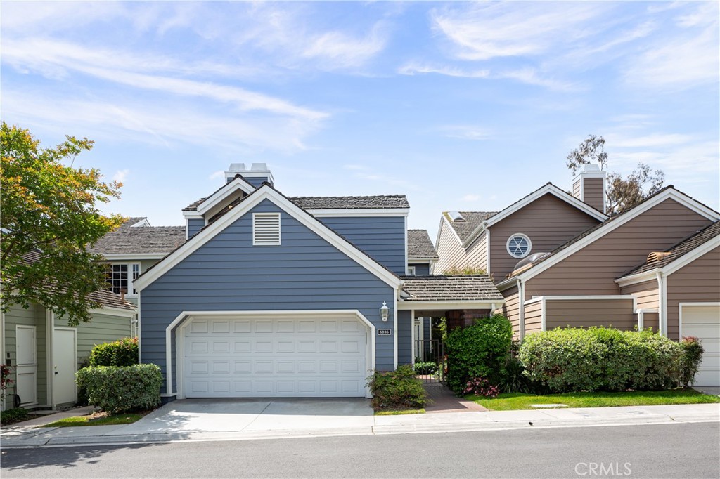 6036 Avenida de Castillo