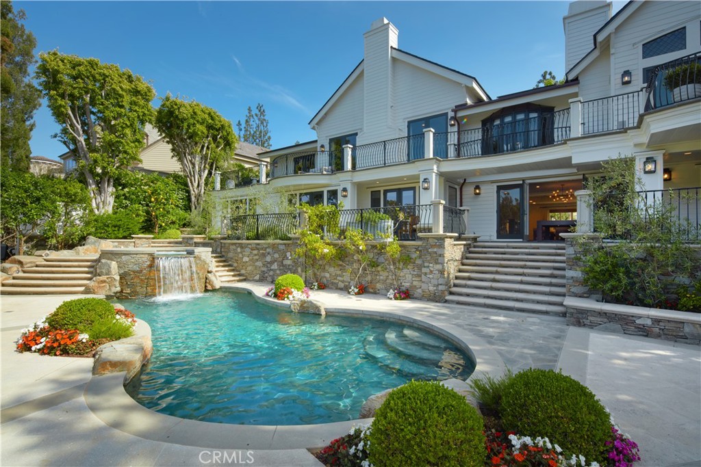 2 Royal Saint George Road