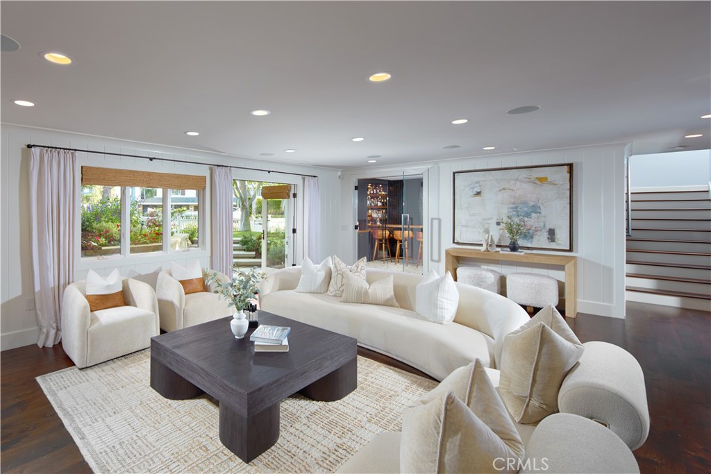 2 Royal Saint George Road