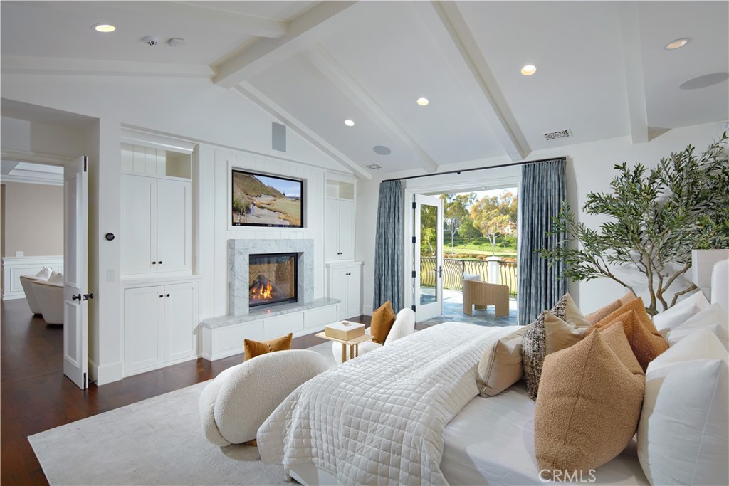 2 Royal Saint George Road