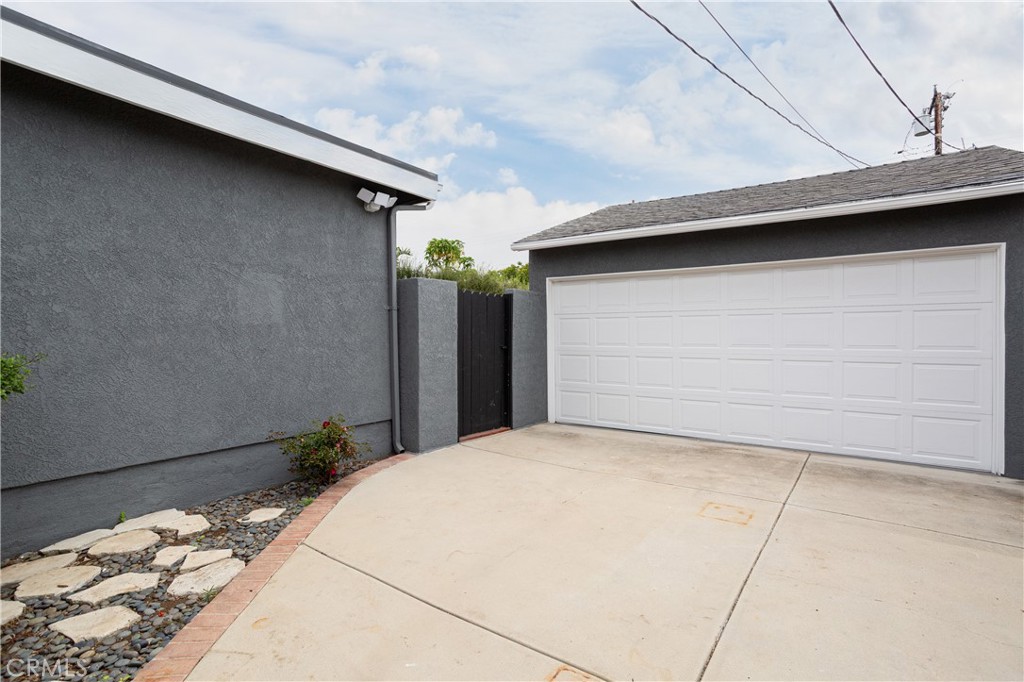 2662 Riverside Drive