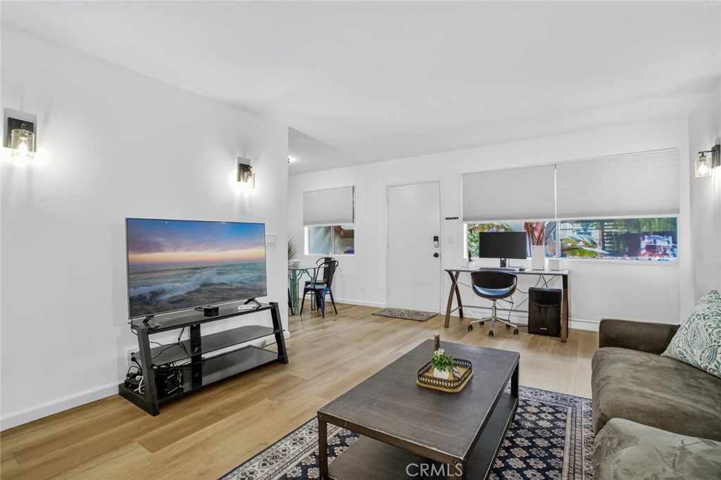 901 Linden Avenue 8